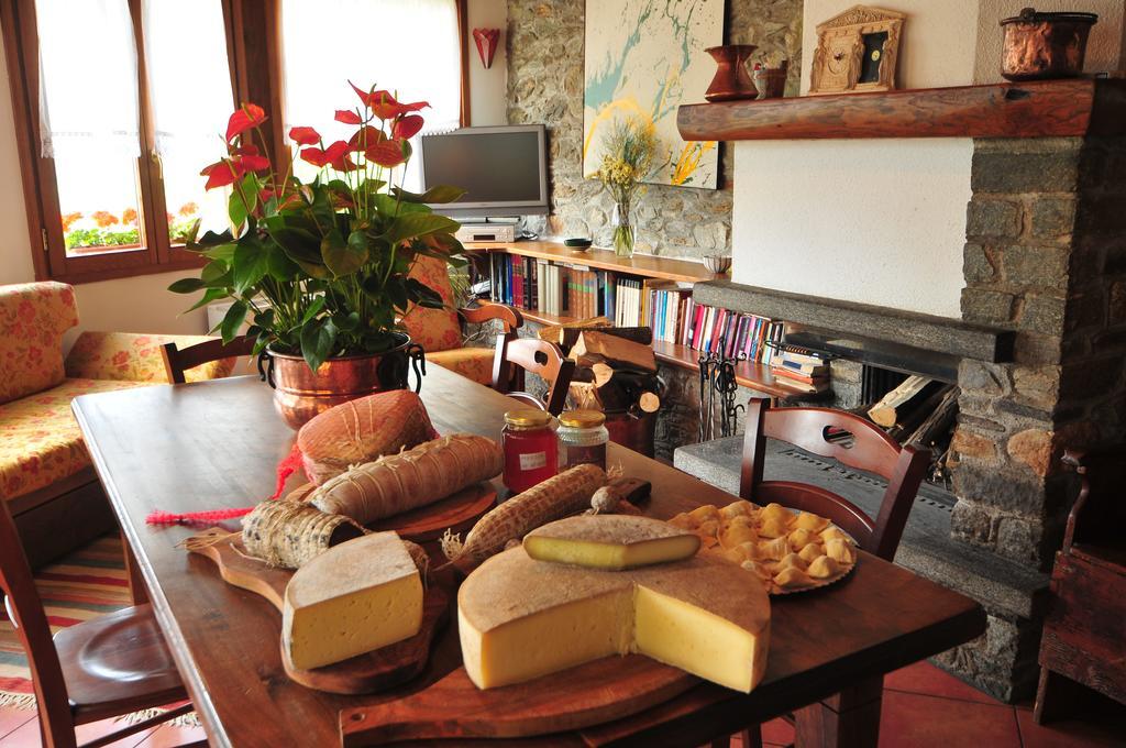 Agriturismo La Fonte Di Mariella Gravedona Extérieur photo