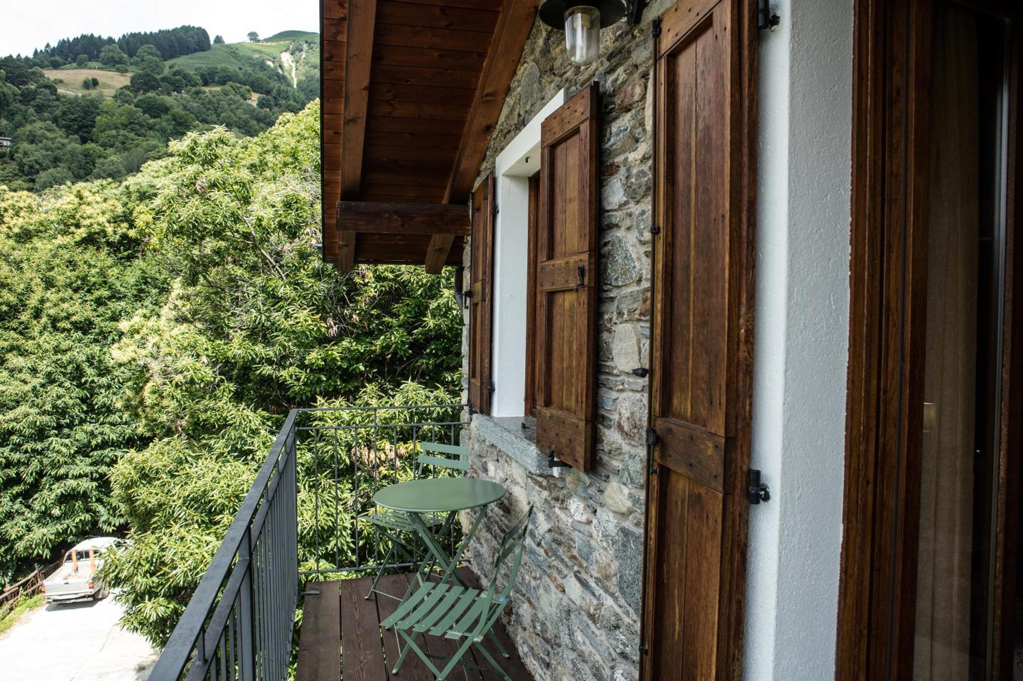 Agriturismo La Fonte Di Mariella Gravedona Extérieur photo
